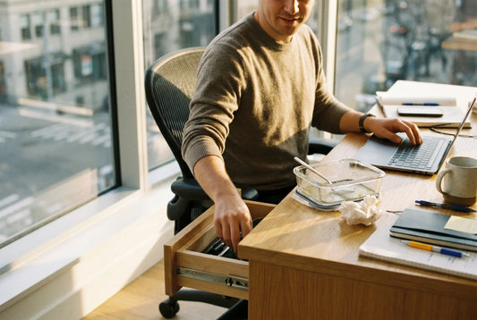 How to Use Remineralizing Gum at Work: An After-Lunch Habit